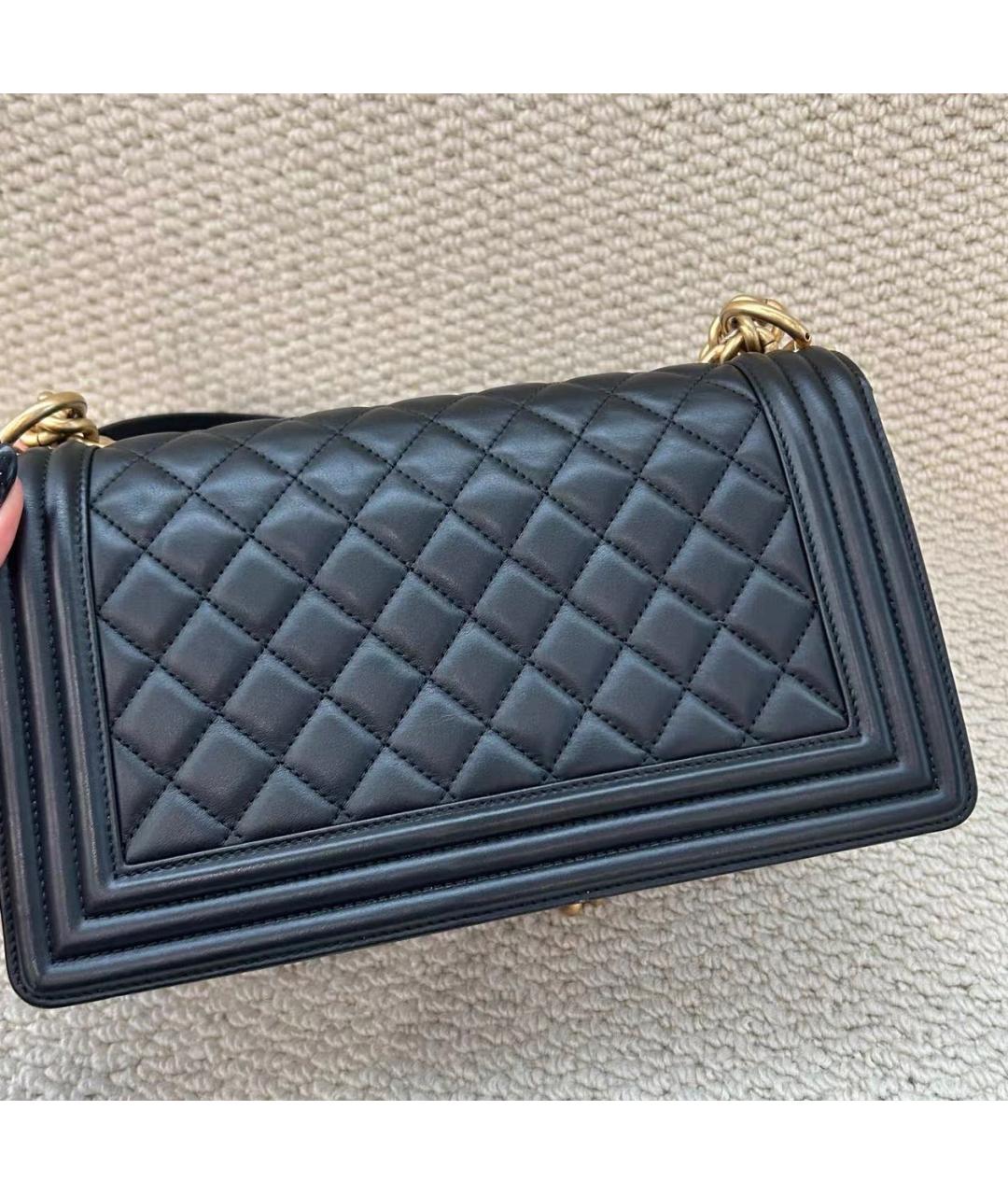 CHANEL Черная кожаная сумка через плечо, фото 5