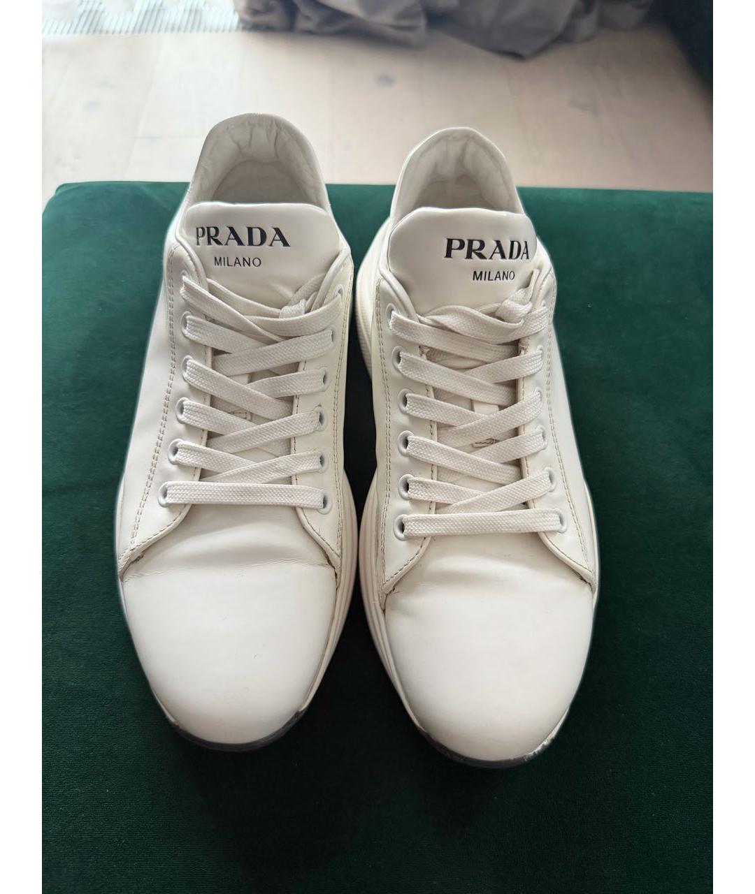 PRADA Белые кожаные кроссовки, фото 3