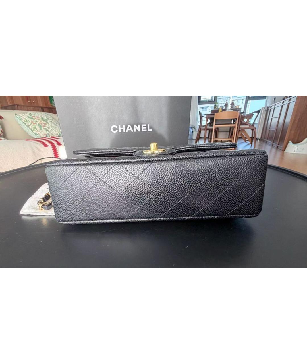 CHANEL Черная кожаная сумка через плечо, фото 6