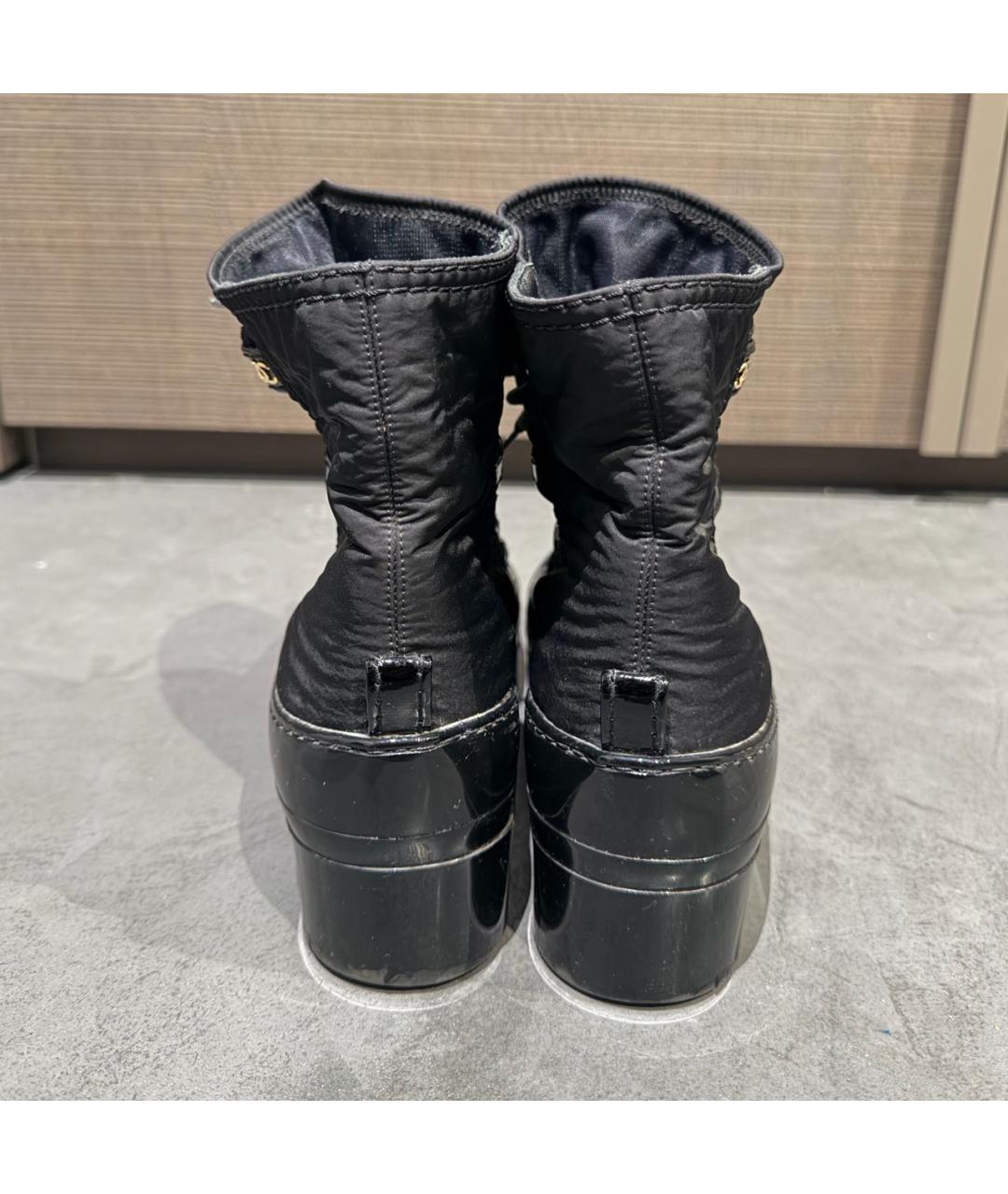 CHANEL Черные резиновые ботинки, фото 4