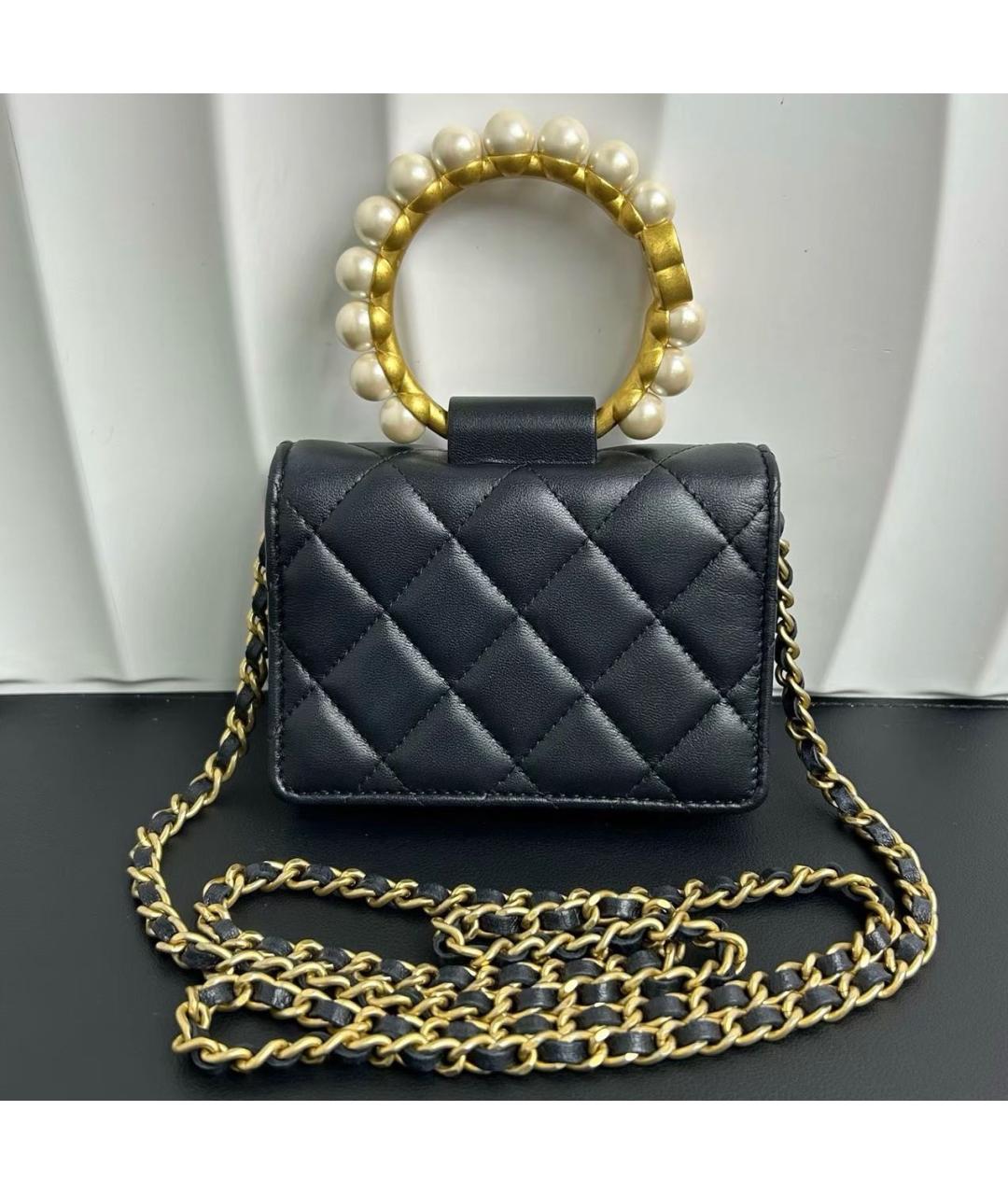CHANEL Черная кожаная сумка с короткими ручками, фото 2