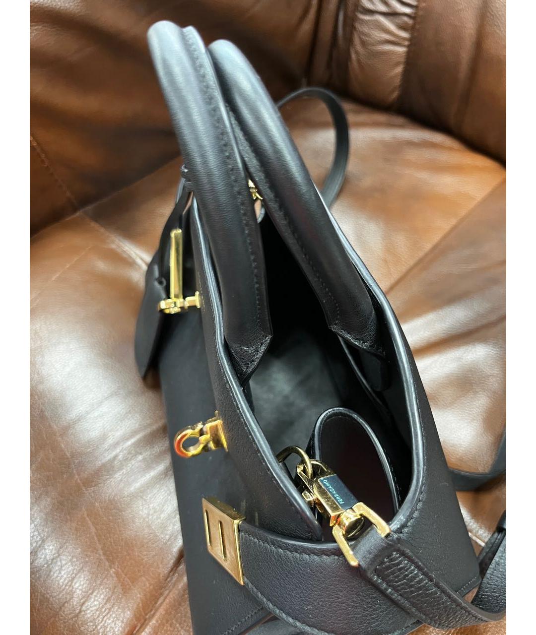 FERRAGAMO Черная кожаная сумка с короткими ручками, фото 4
