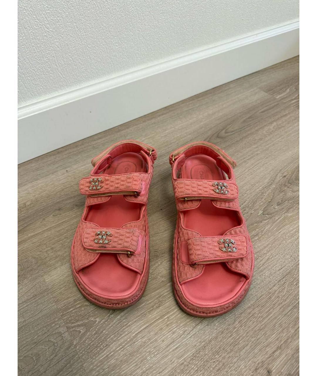 CHANEL Коралловые текстильные сандалии, фото 2