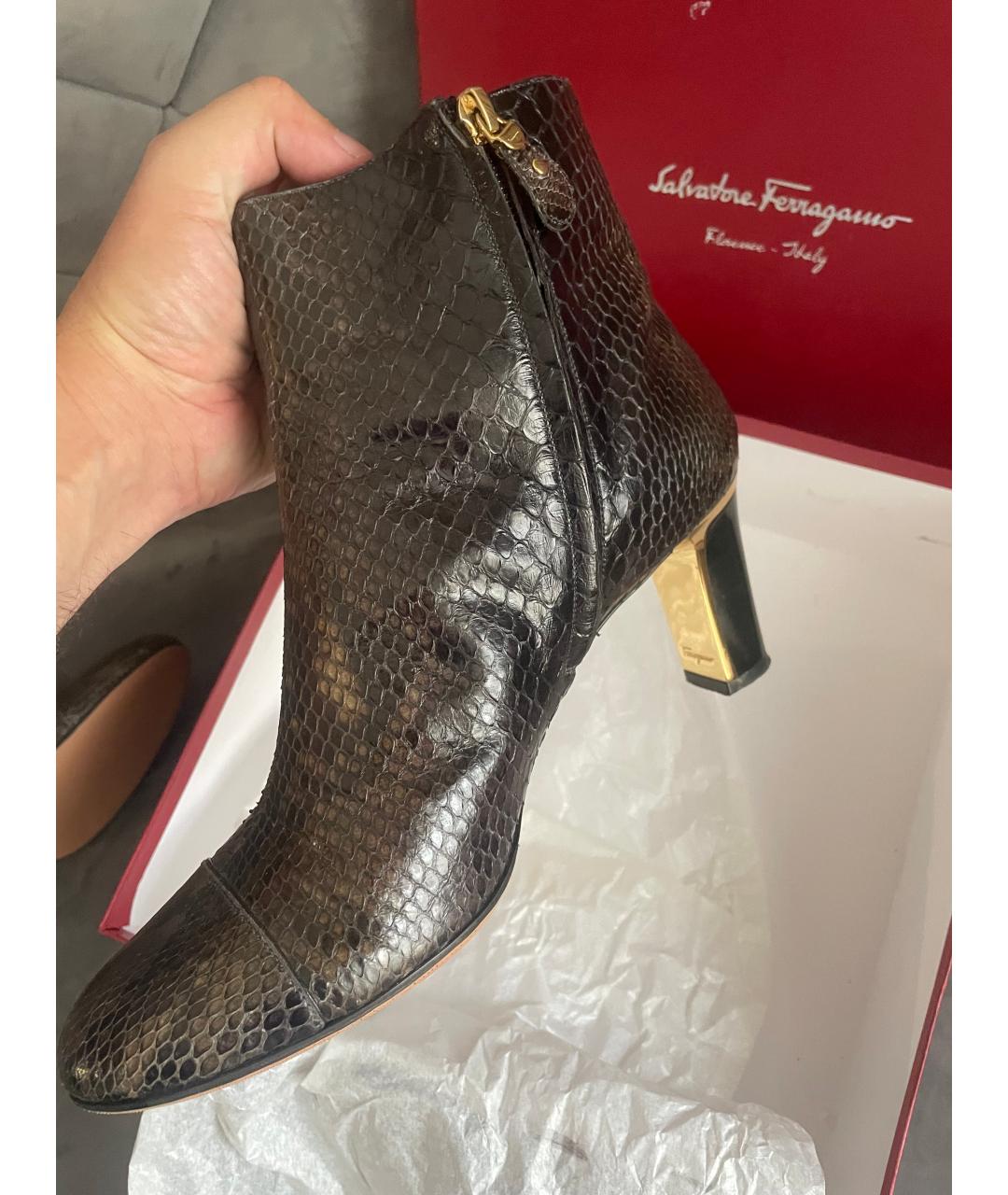 FERRAGAMO Коричневые ботильоны из кожи питона, фото 2