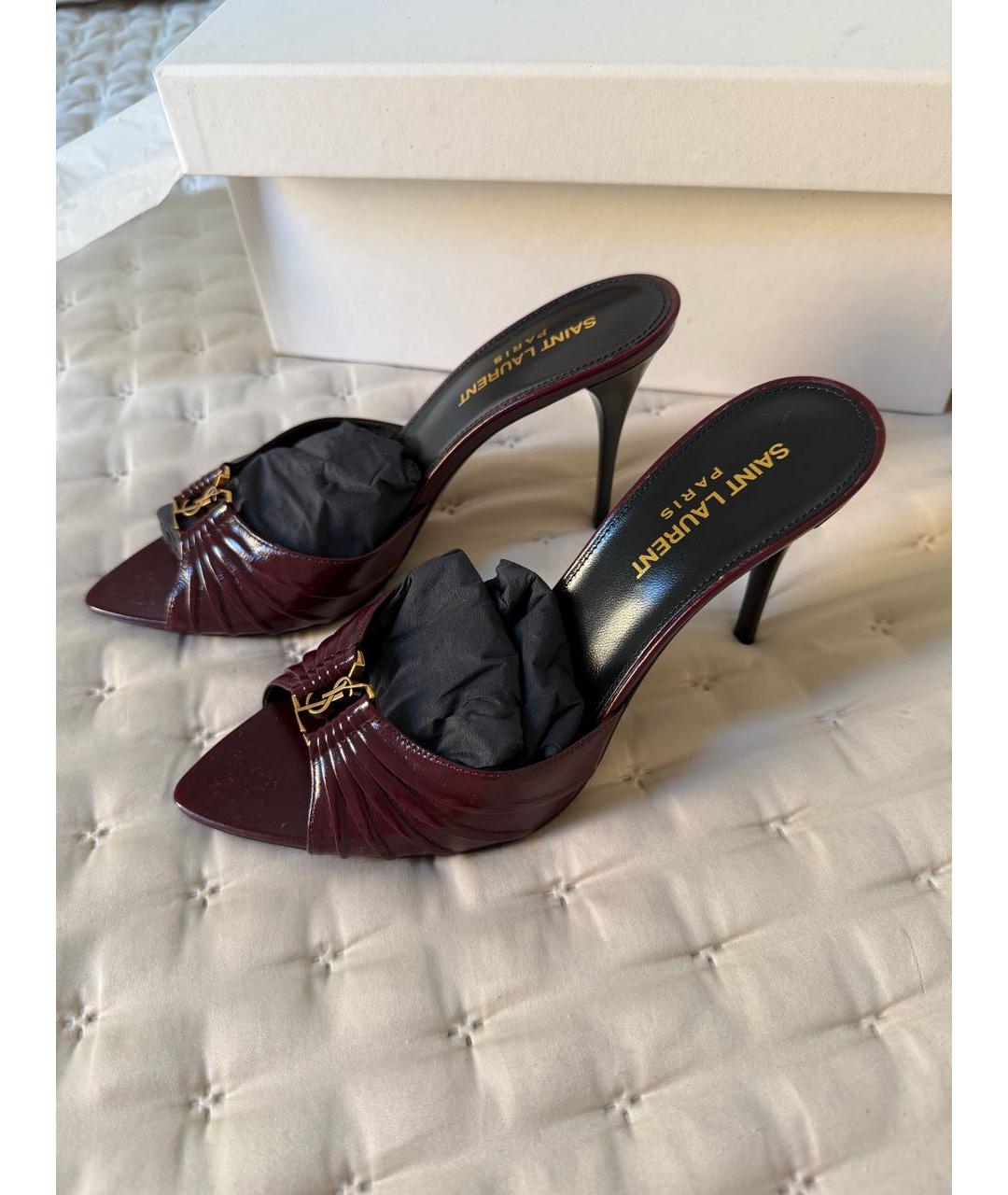 SAINT LAURENT Бордовые кожаные босоножки, фото 3