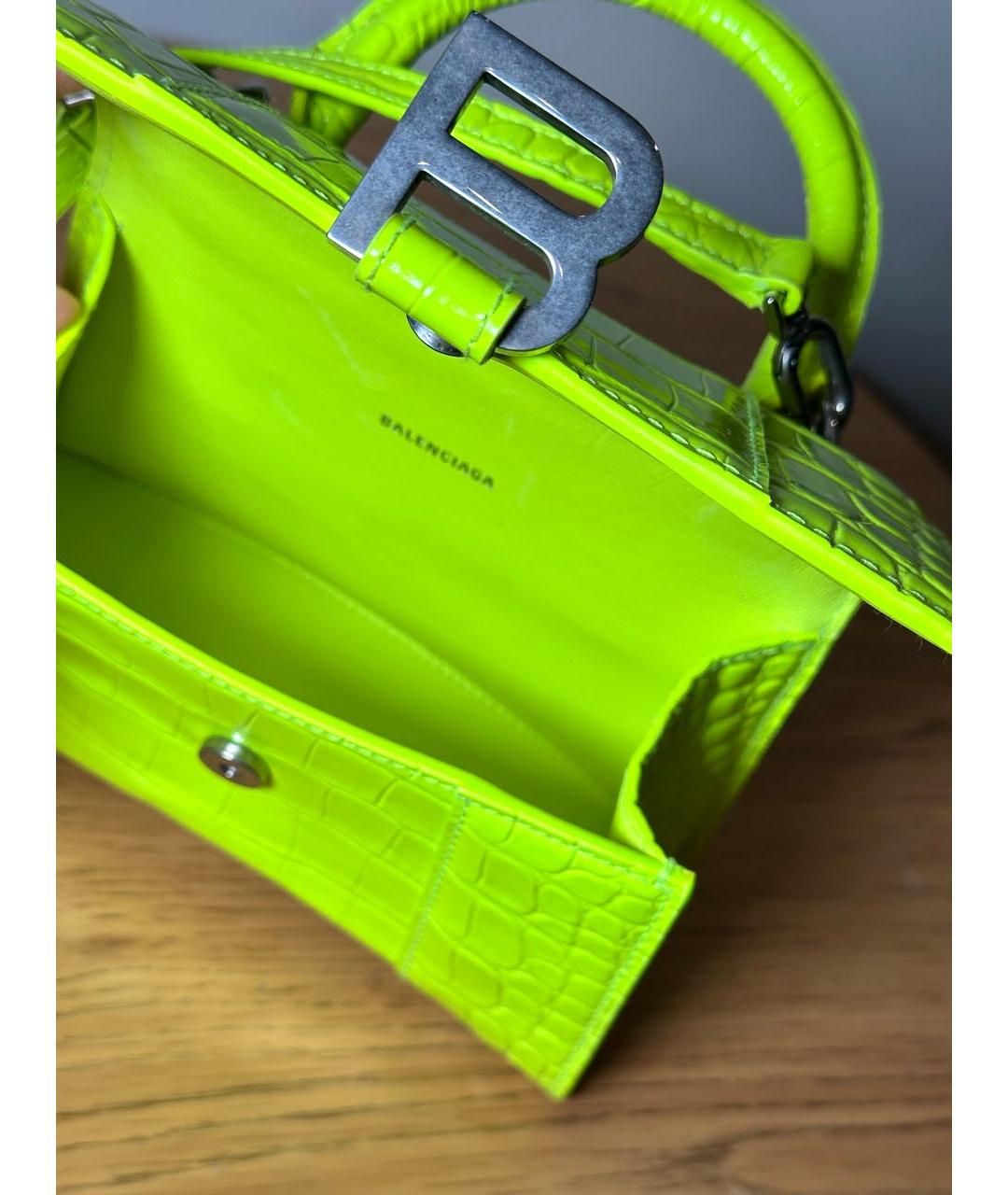 BALENCIAGA Салатовая сумка через плечо из лакированной кожи, фото 4