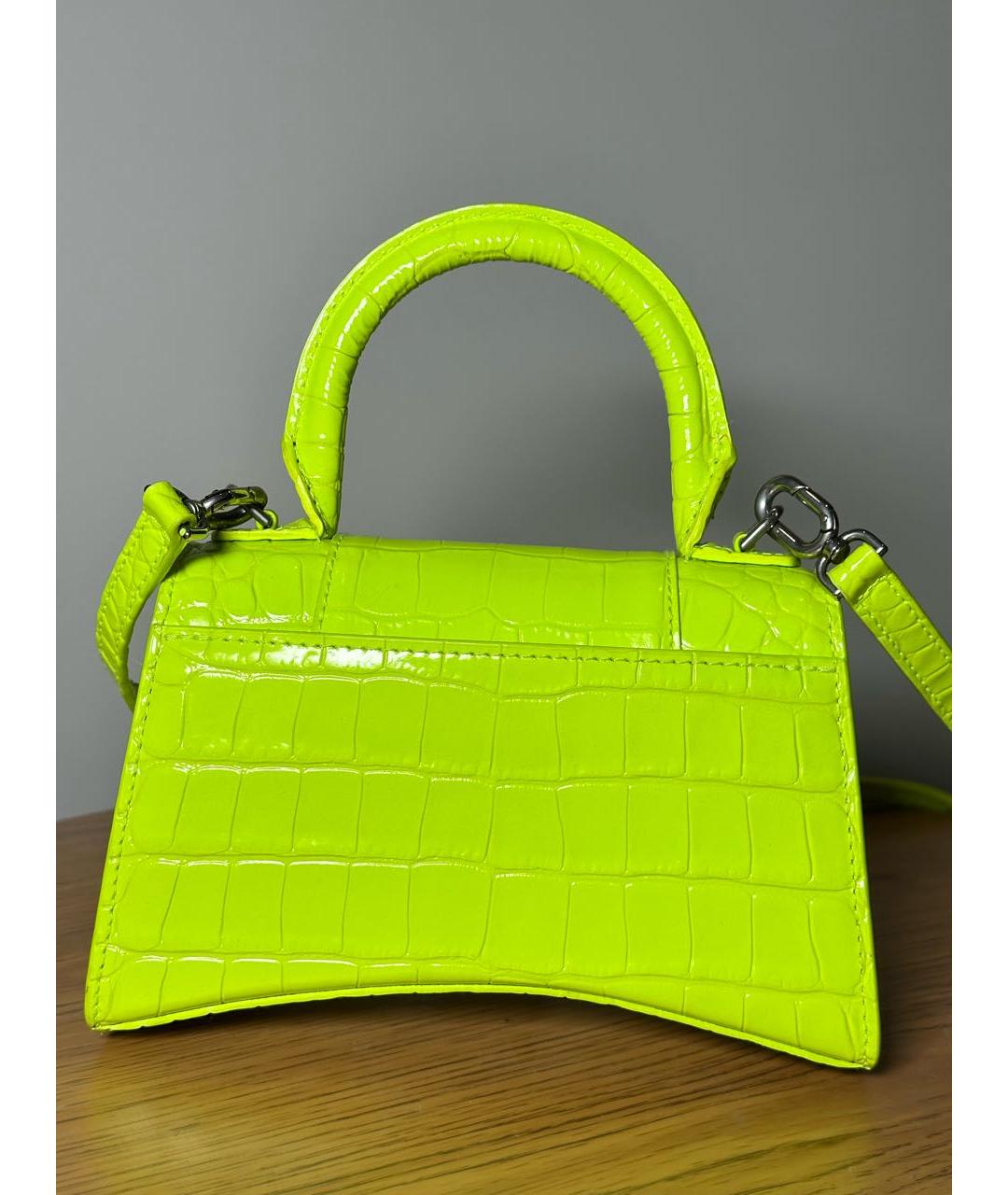 BALENCIAGA Салатовая сумка через плечо из лакированной кожи, фото 3