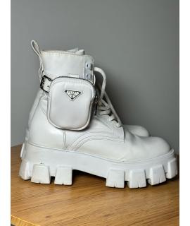 PRADA Ботинки