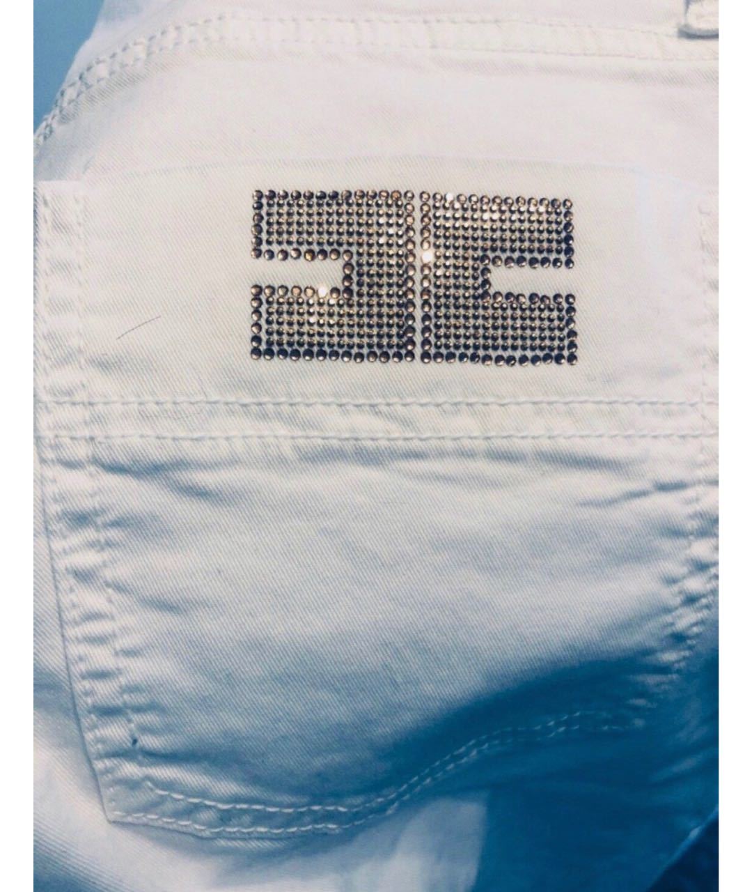 ELISABETTA FRANCHI Белые хлопко-эластановые джинсы слим, фото 4