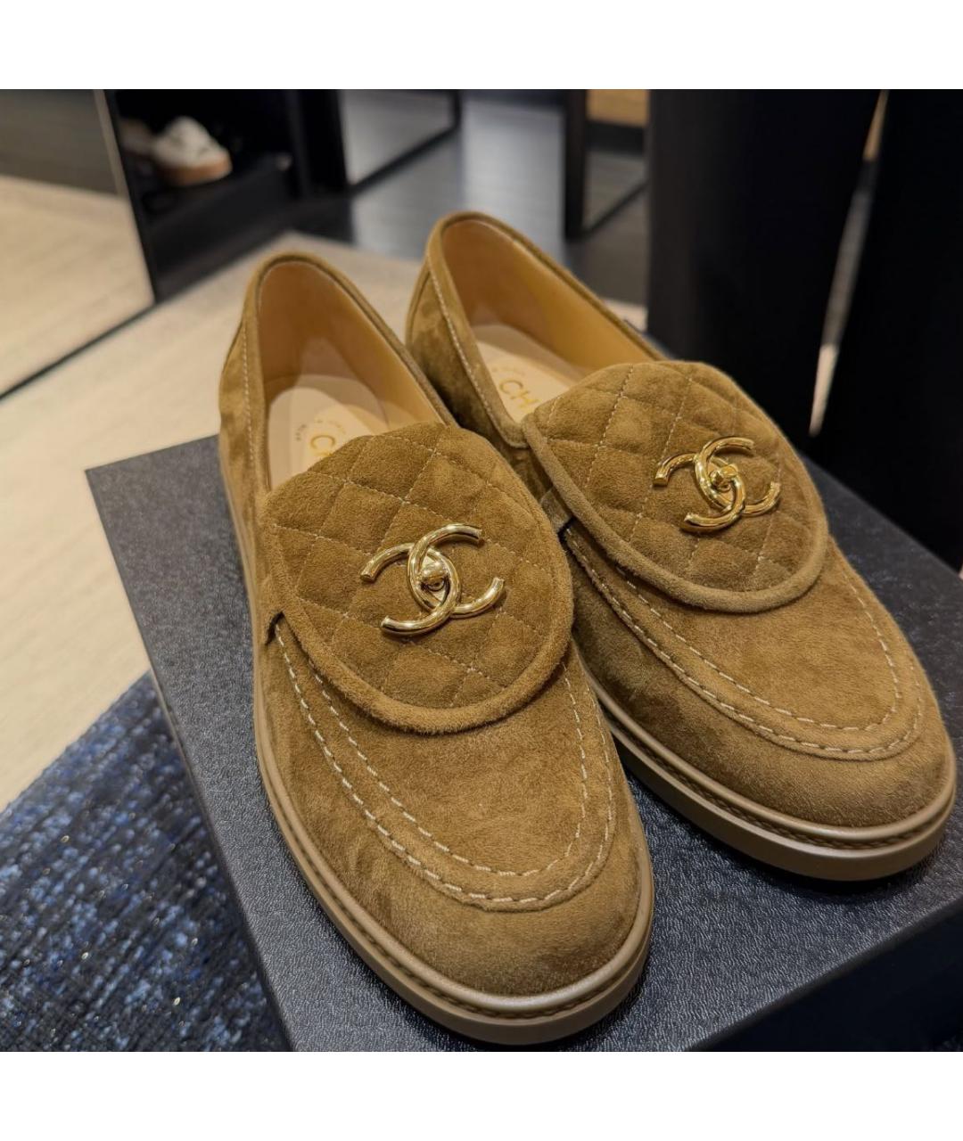 CHANEL Коричневые замшевые лоферы, фото 2