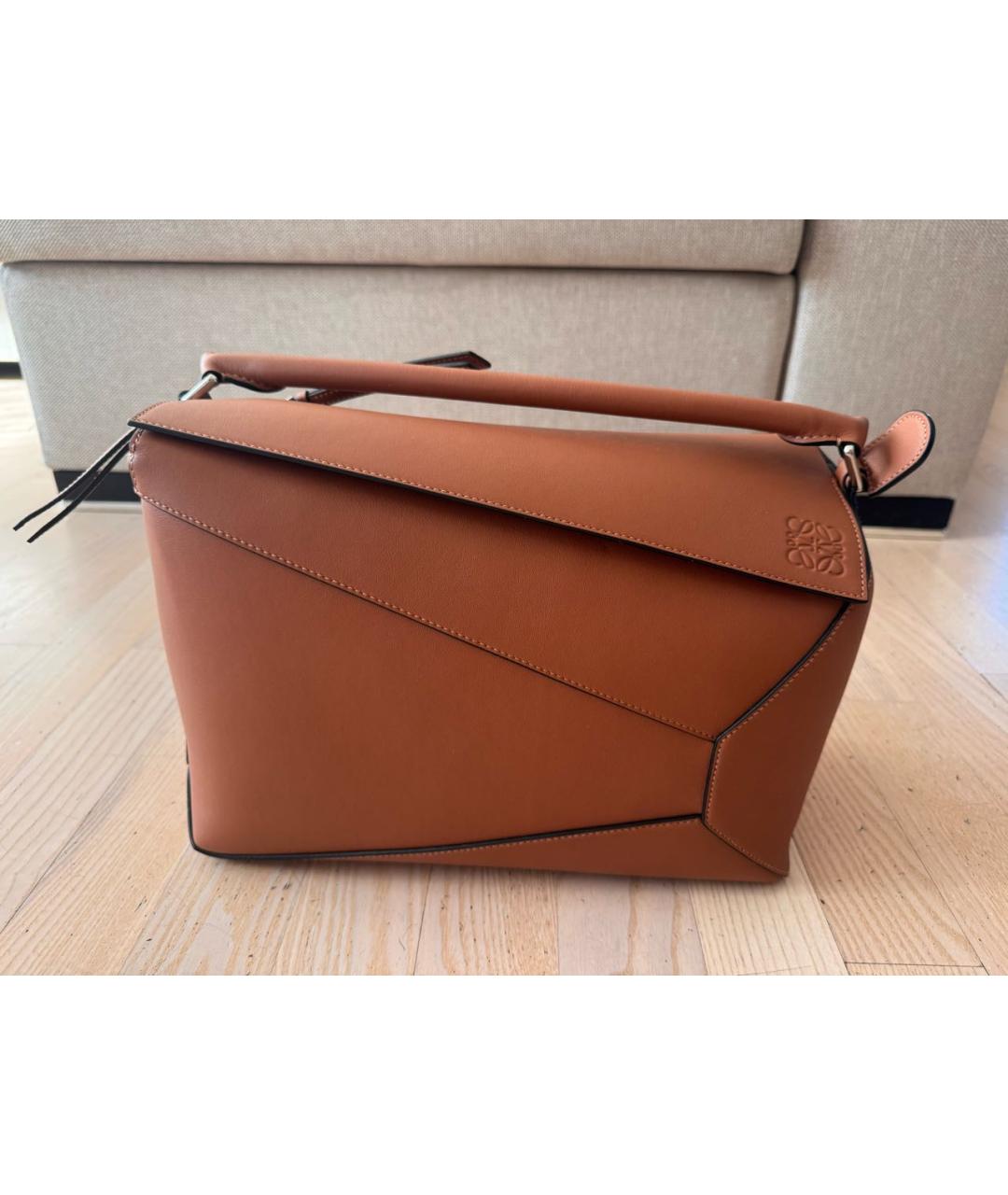 LOEWE Коричневая кожаная сумка с короткими ручками, фото 5