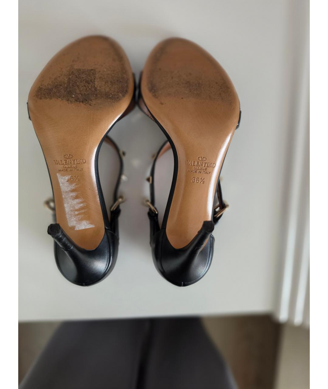 VALENTINO Черные кожаные босоножки, фото 4