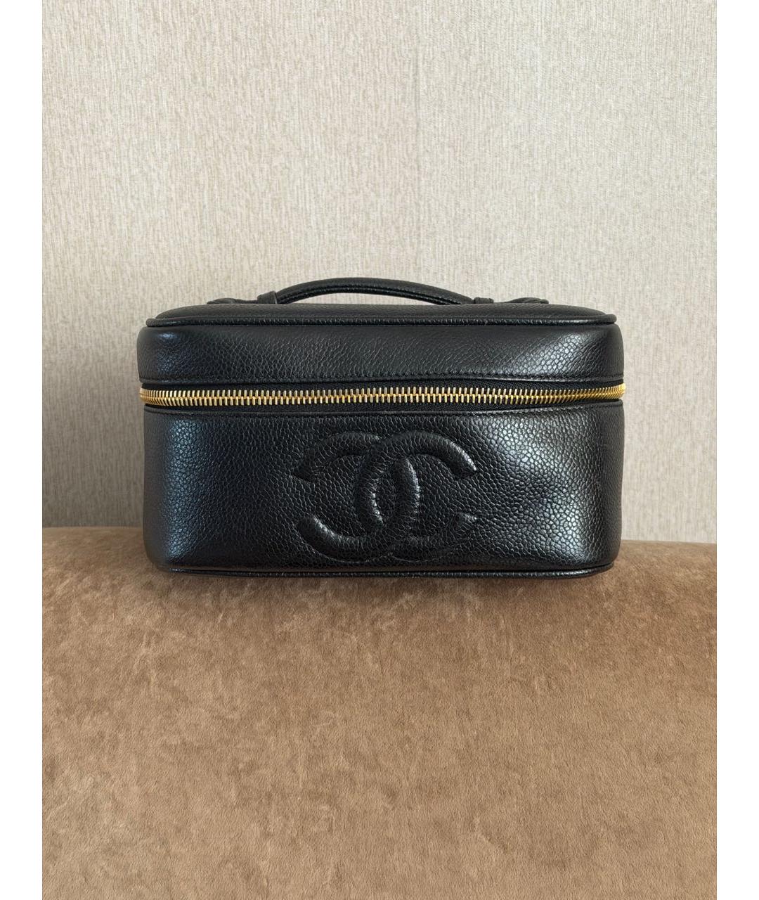 CHANEL Черная кожаная сумка с короткими ручками, фото 8