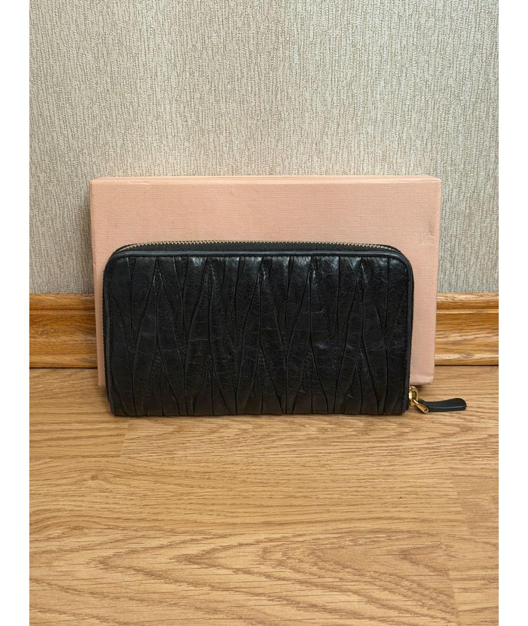 MIU MIU Черный кожаный кошелек, фото 2