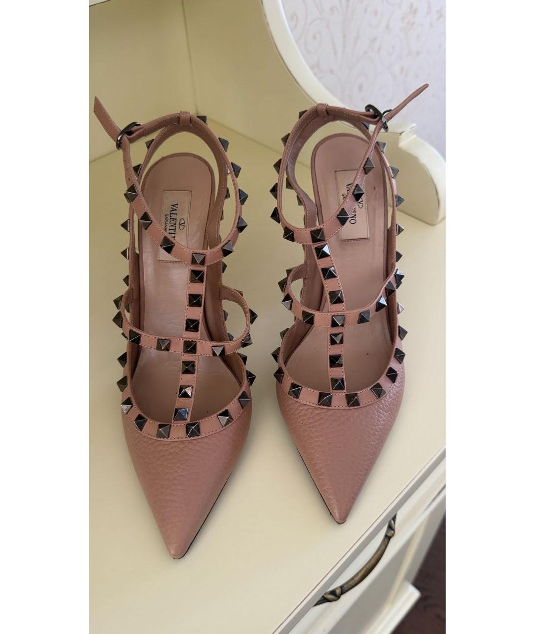 VALENTINO Бежевые кожаные босоножки, фото 2