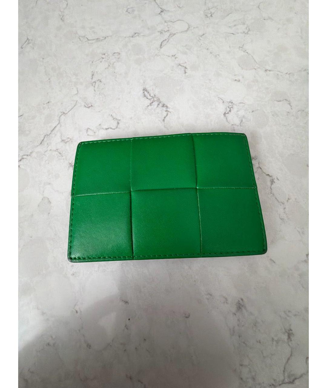 BOTTEGA VENETA Зеленый кожаный кардхолдер, фото 2