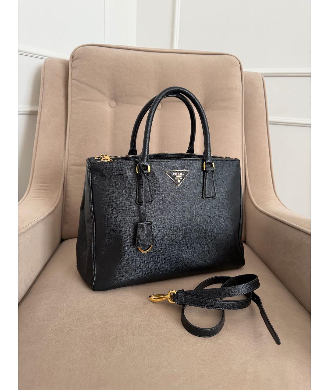 PRADA Черная кожаная сумка тоут, фото 2