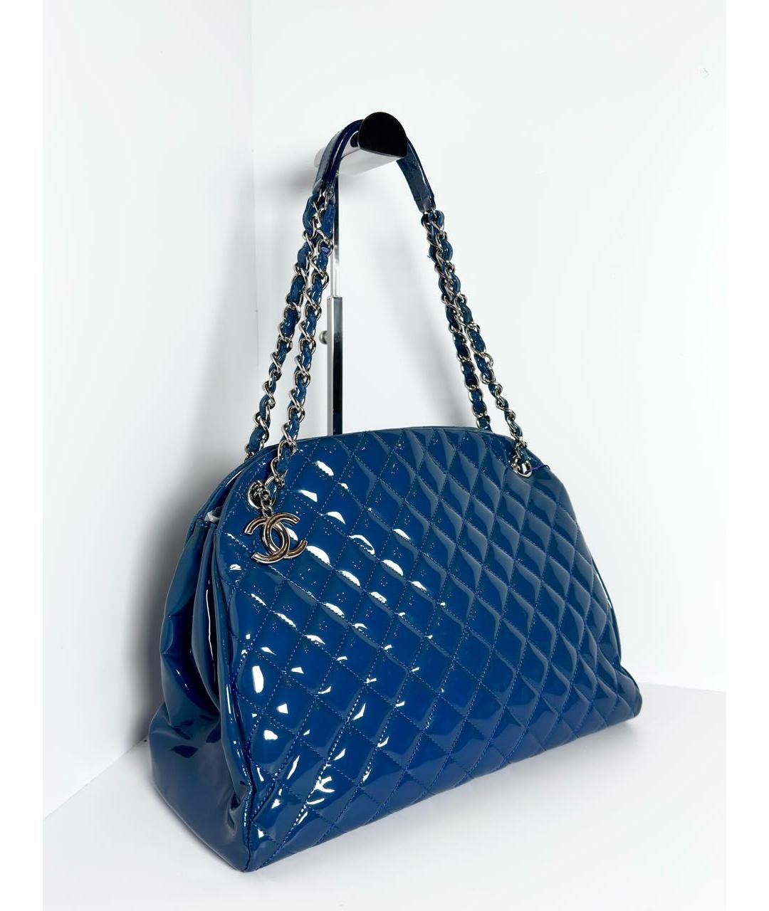 CHANEL Синяя сумка через плечо из лакированной кожи, фото 3