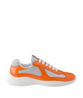 PRADA Низкие кроссовки / кеды