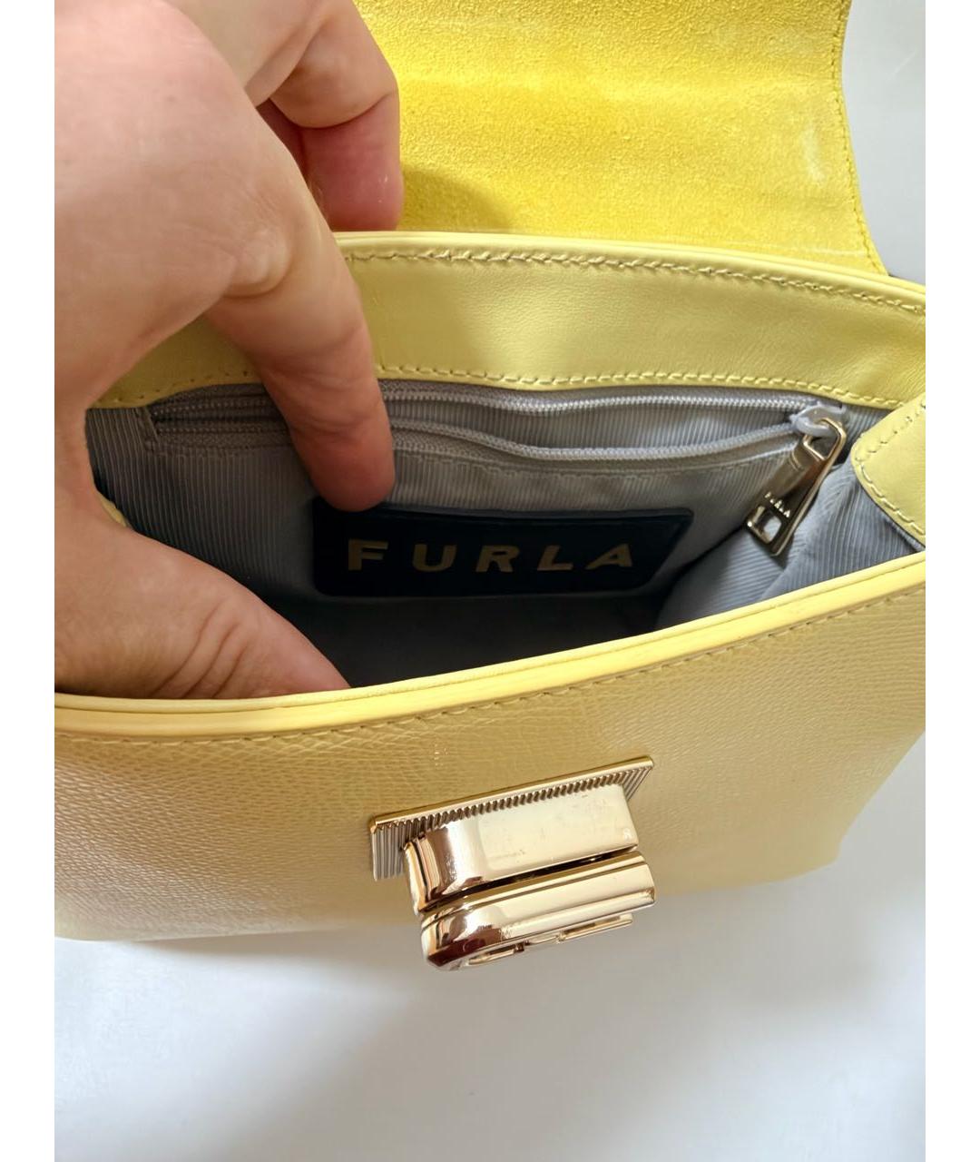 FURLA Желтая кожаная сумка с короткими ручками, фото 4