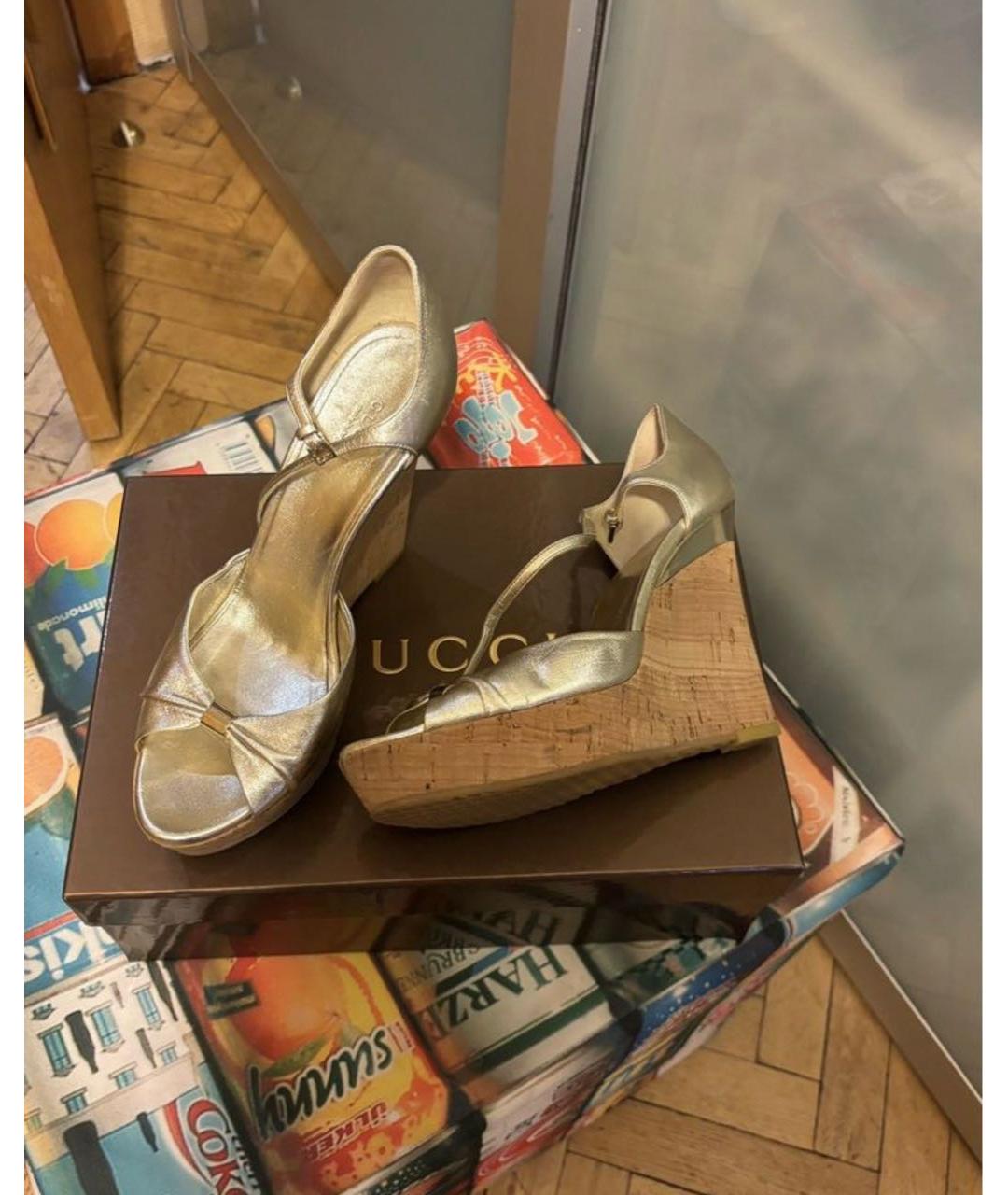 GUCCI Золотые босоножки, фото 4