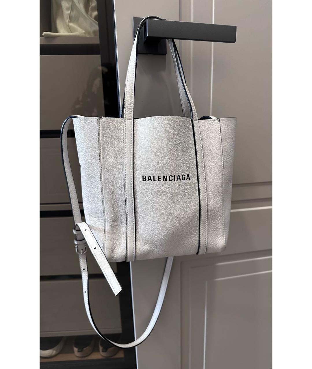 BALENCIAGA Белая кожаная сумка через плечо, фото 9
