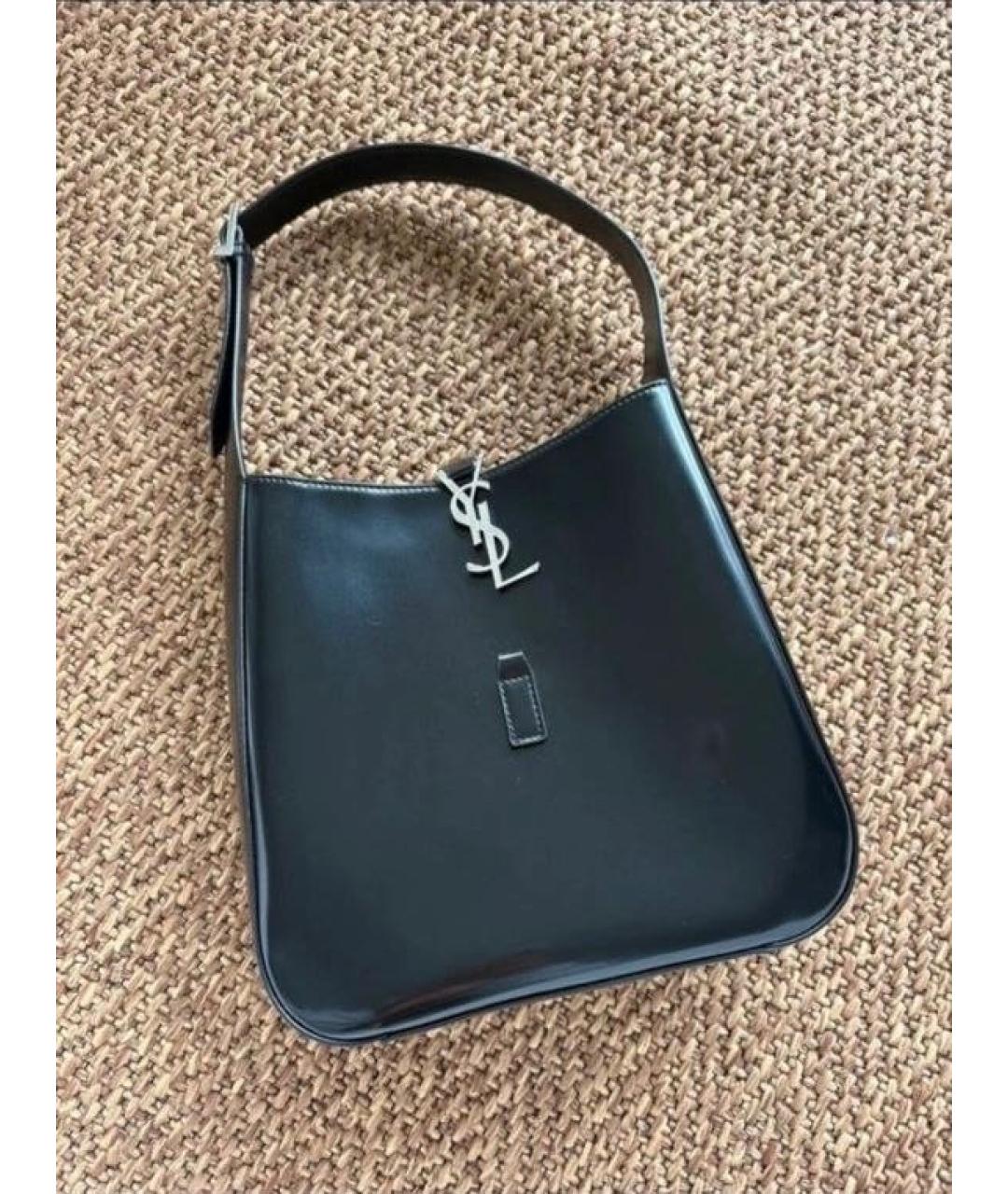 SAINT LAURENT Черная сумка через плечо из лакированной кожи, фото 3