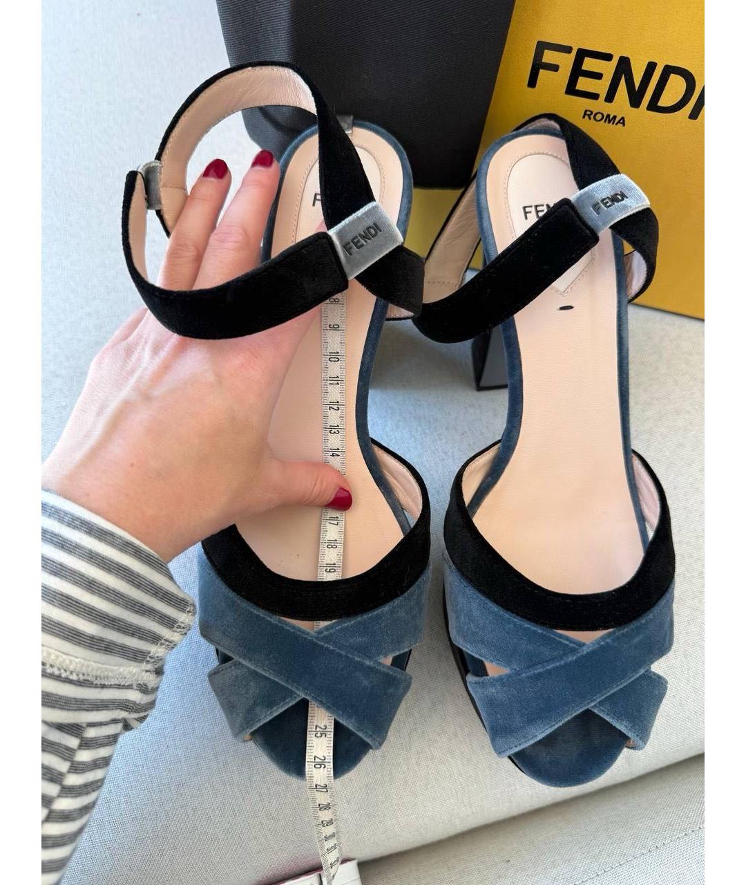 FENDI Синие бархатные босоножки, фото 7