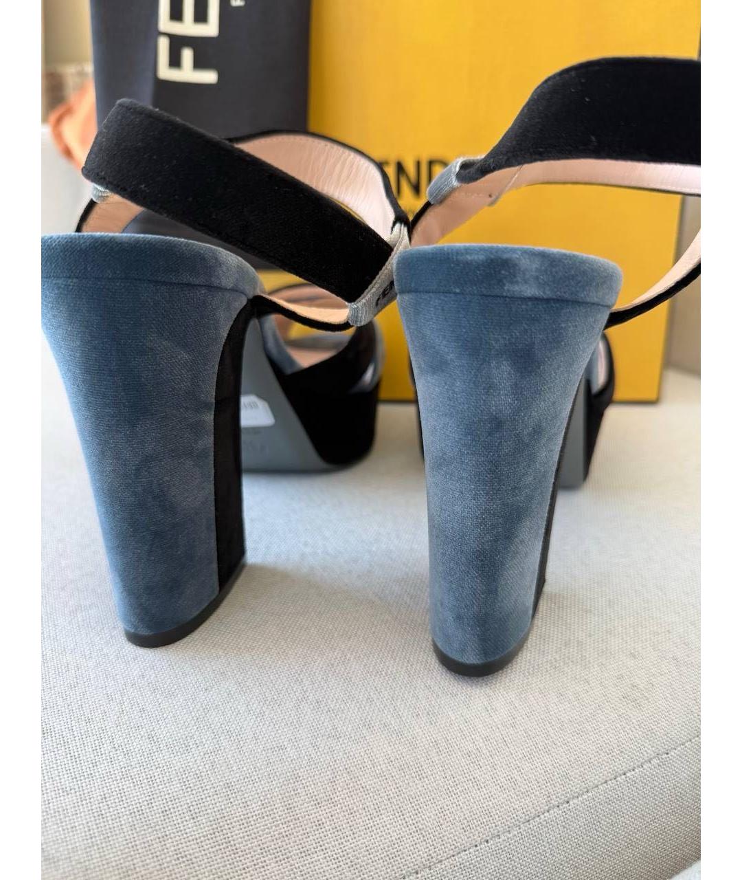 FENDI Синие бархатные босоножки, фото 3