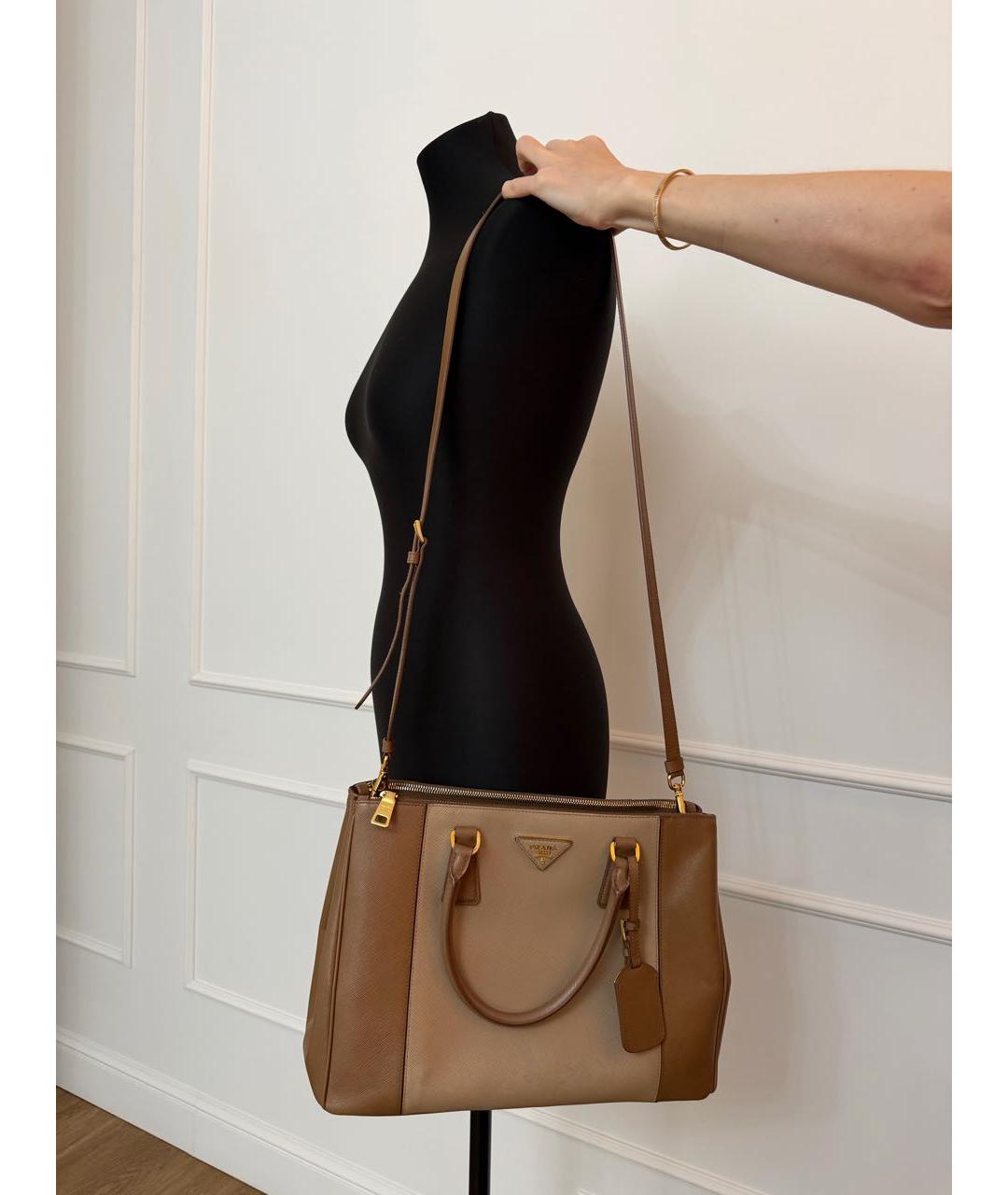 PRADA Бежевая кожаная сумка тоут, фото 8