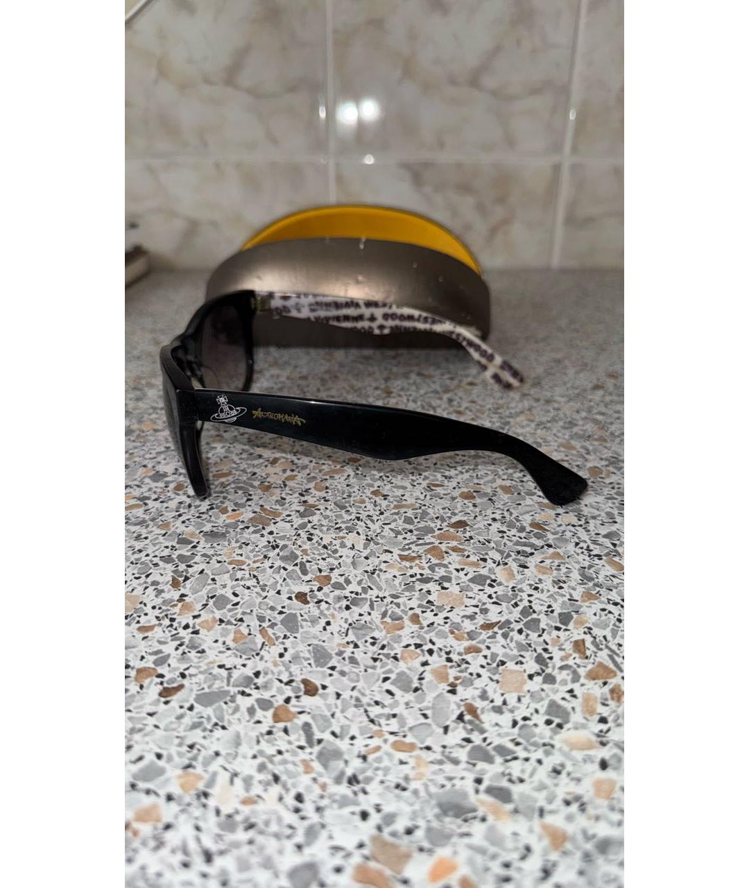 VIVIENNE WESTWOOD Антрацитовые пластиковые солнцезащитные очки, фото 3