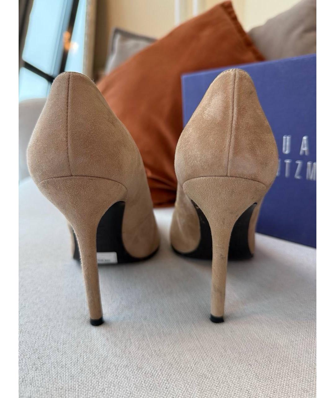 STUART WEITZMAN Бежевые замшевые туфли, фото 4