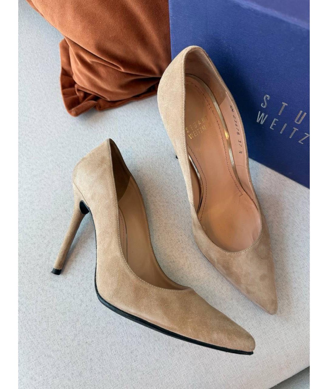 STUART WEITZMAN Бежевые замшевые туфли, фото 8
