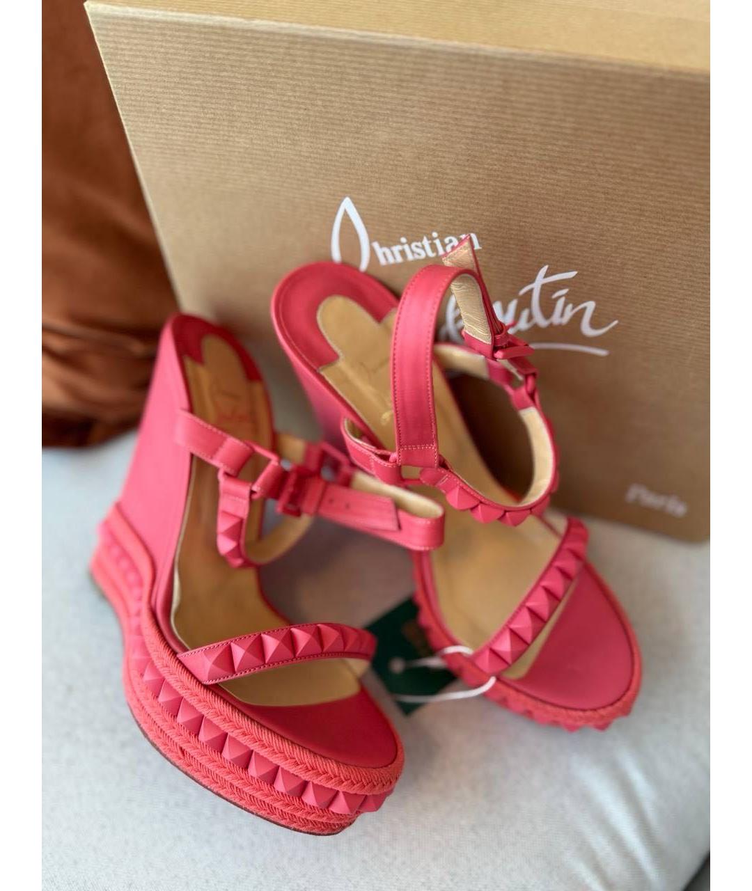 CHRISTIAN LOUBOUTIN Коралловые кожаные босоножки, фото 6
