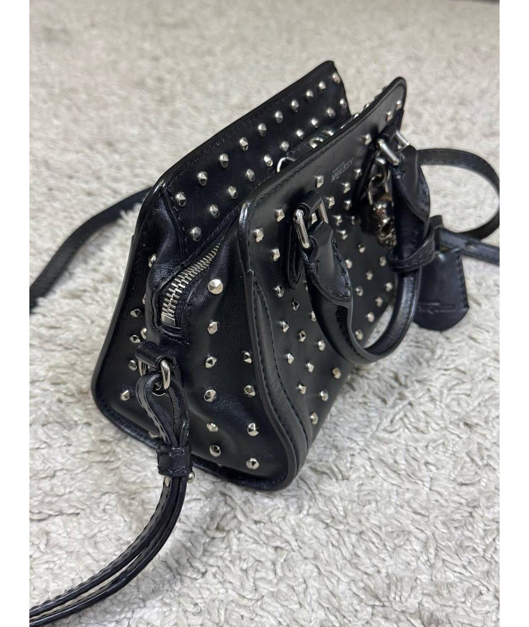 ALEXANDER MCQUEEN Черная кожаная сумка с короткими ручками, фото 4