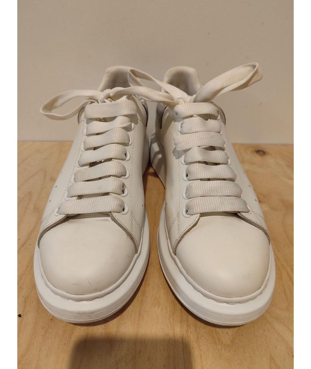ALEXANDER MCQUEEN Белые кожаные кеды, фото 2