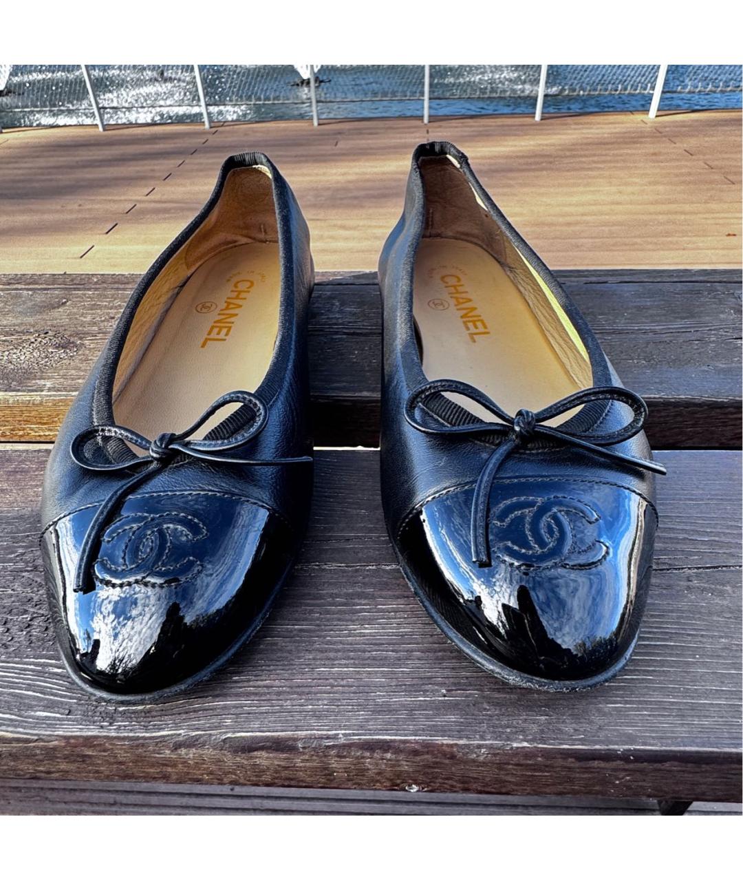 CHANEL Черные кожаные балетки, фото 3