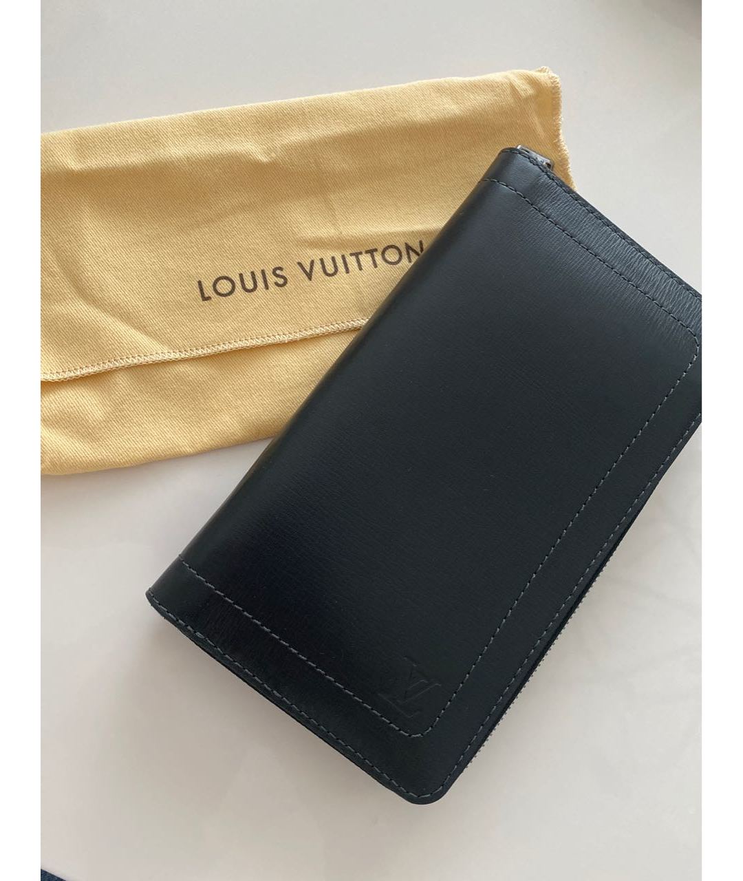 LOUIS VUITTON PRE-OWNED Темно-синий кожаный кошелек, фото 5