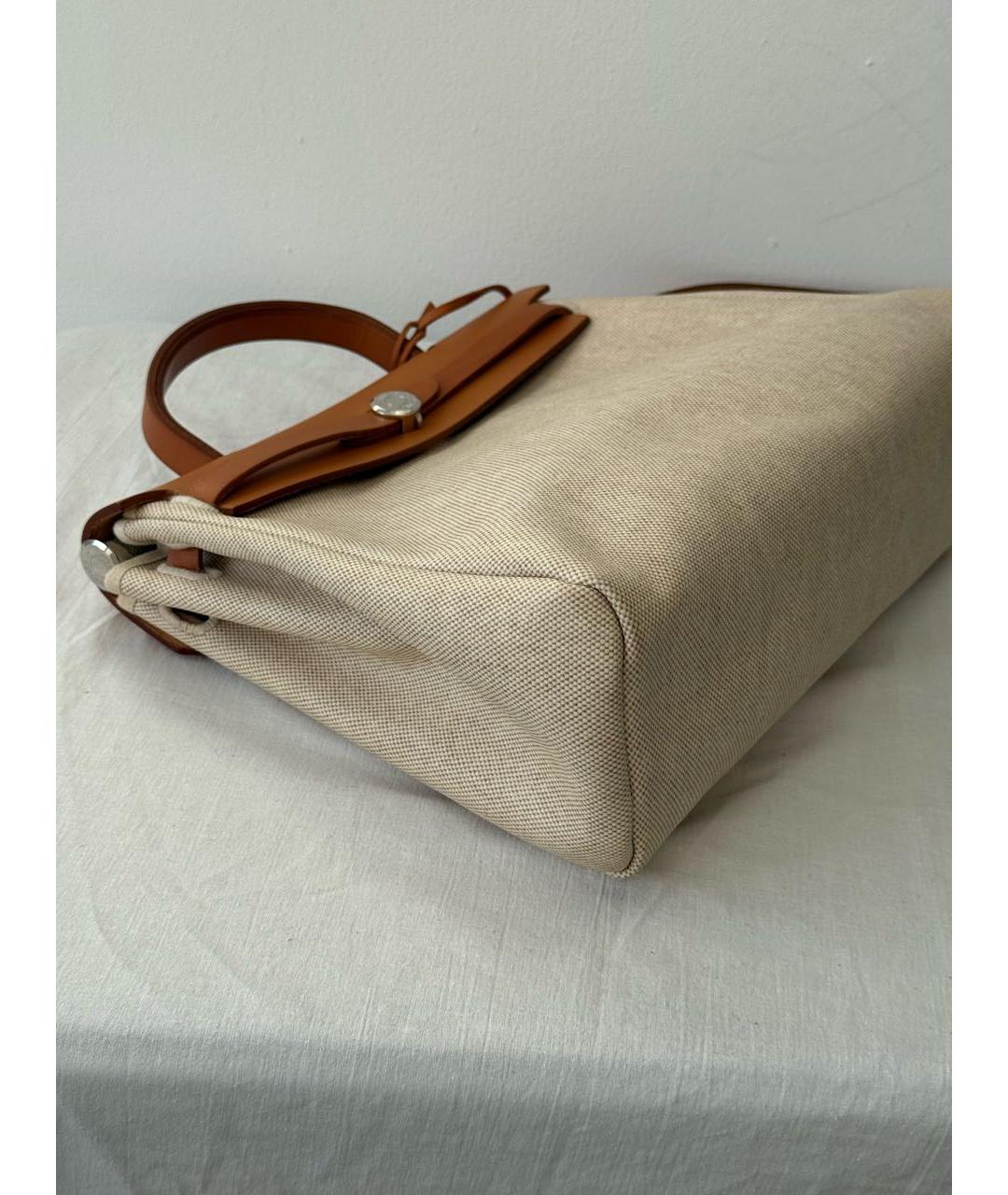 HERMES Бежевая кожаная сумка через плечо, фото 2