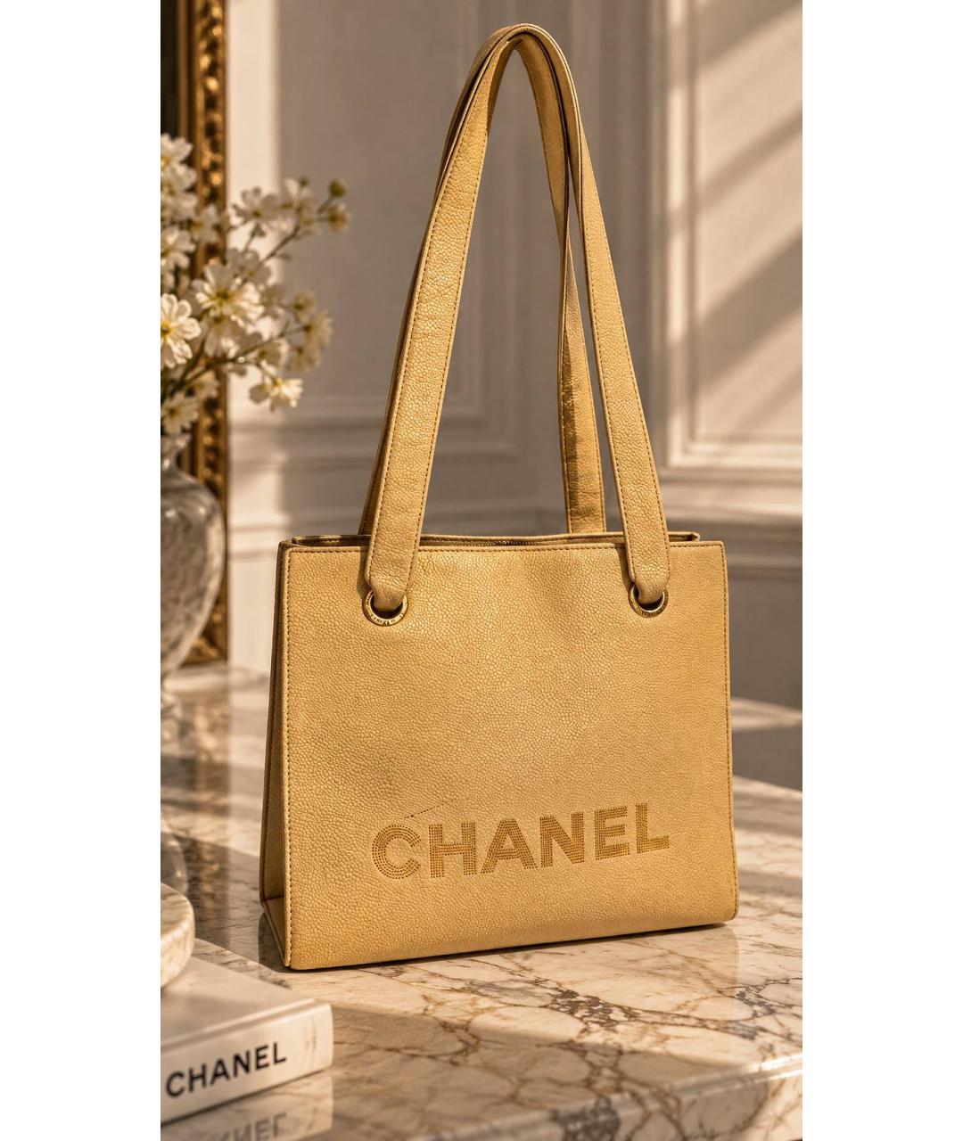 CHANEL Бежевая кожаная сумка тоут, фото 2