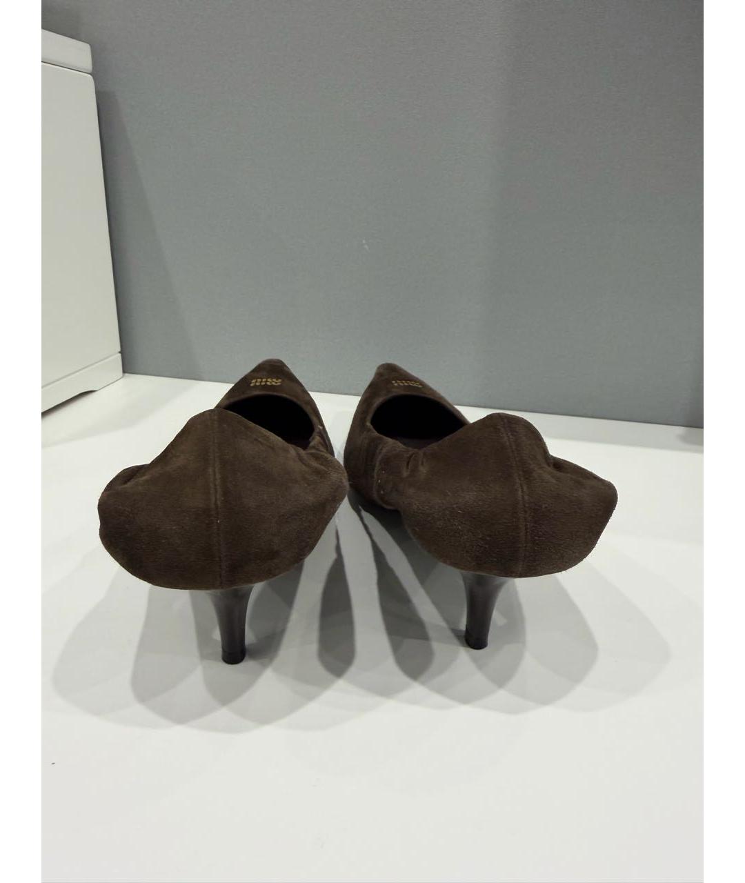 MIU MIU Коричневые замшевые туфли, фото 7
