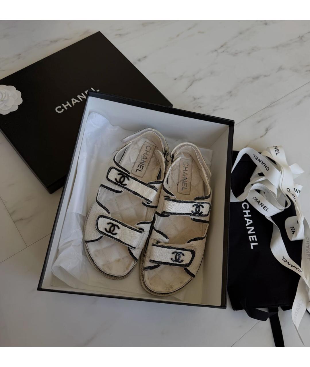 CHANEL Белые кожаные сандалии, фото 5