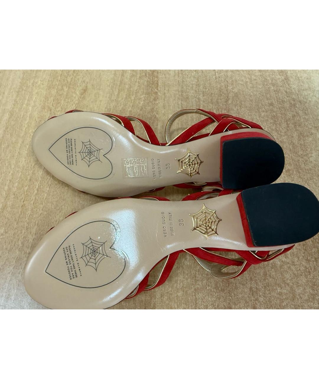 CHARLOTTE OLYMPIA Красные замшевые босоножки, фото 7