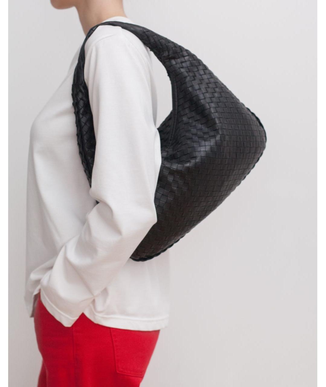 BOTTEGA VENETA Черная кожаная сумка с короткими ручками, фото 2