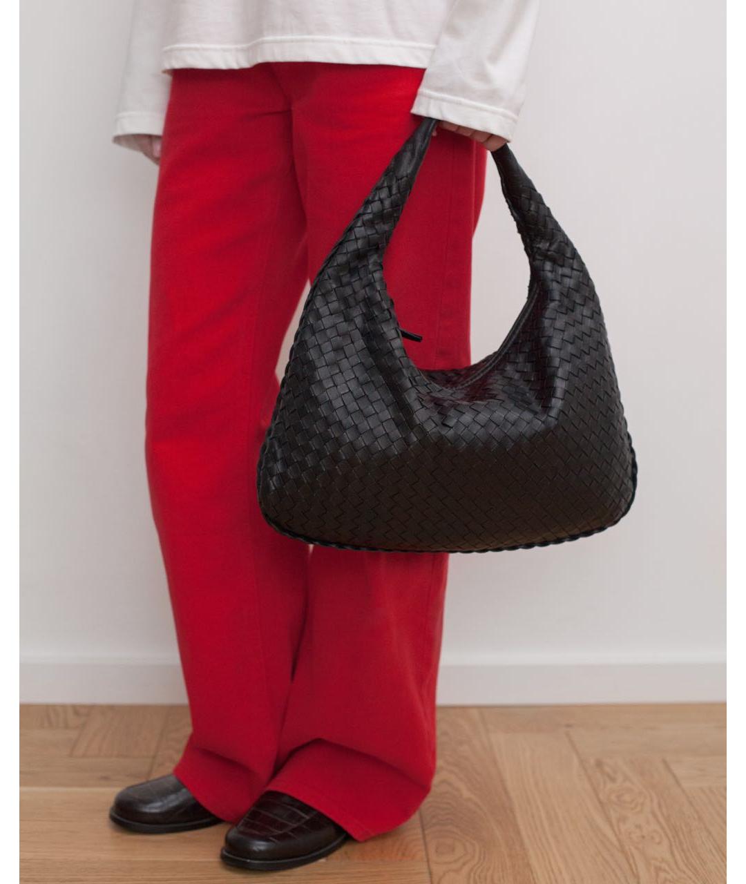 BOTTEGA VENETA Черная кожаная сумка с короткими ручками, фото 3