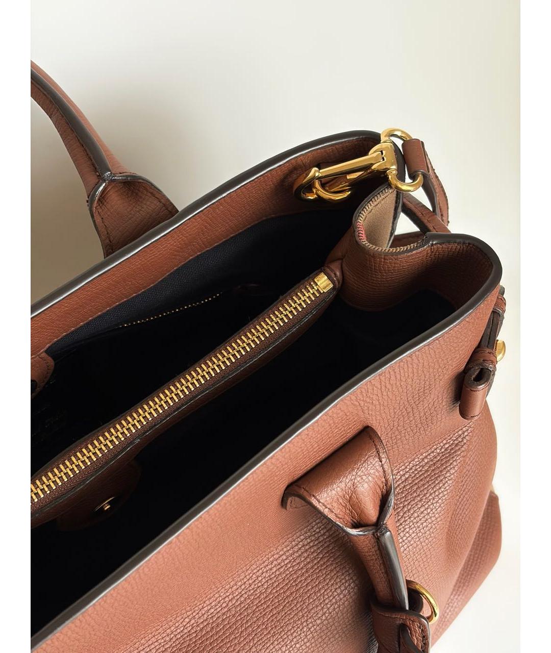 BURBERRY Коричневая кожаная сумка с короткими ручками, фото 8