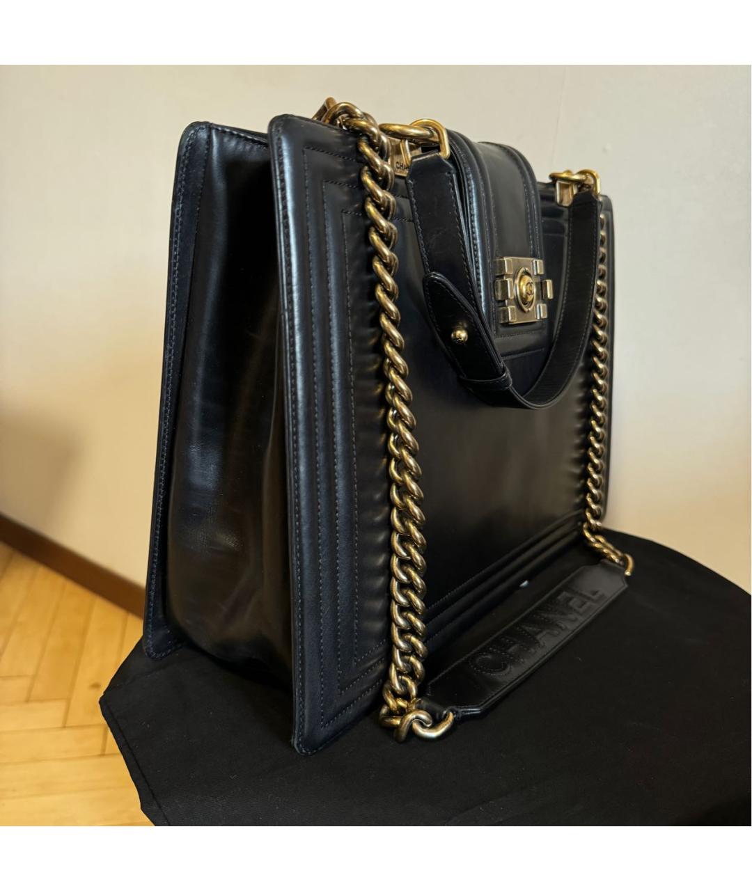 CHANEL Черная кожаная сумка тоут, фото 2