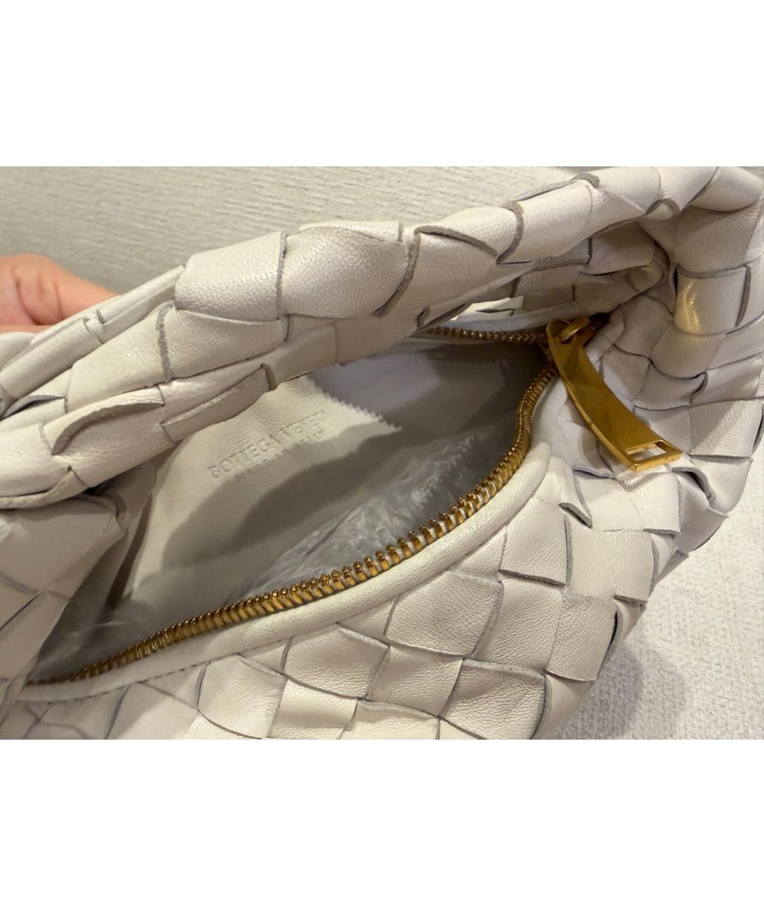 BOTTEGA VENETA Белая кожаная сумка с короткими ручками, фото 4