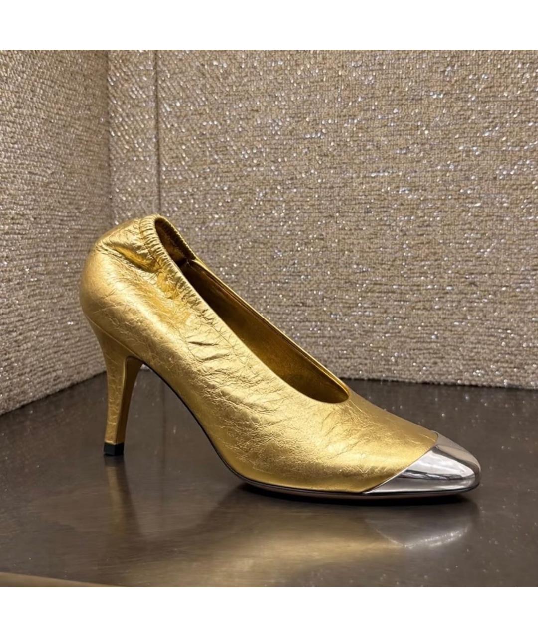 CHANEL Золотые кожаные туфли, фото 2