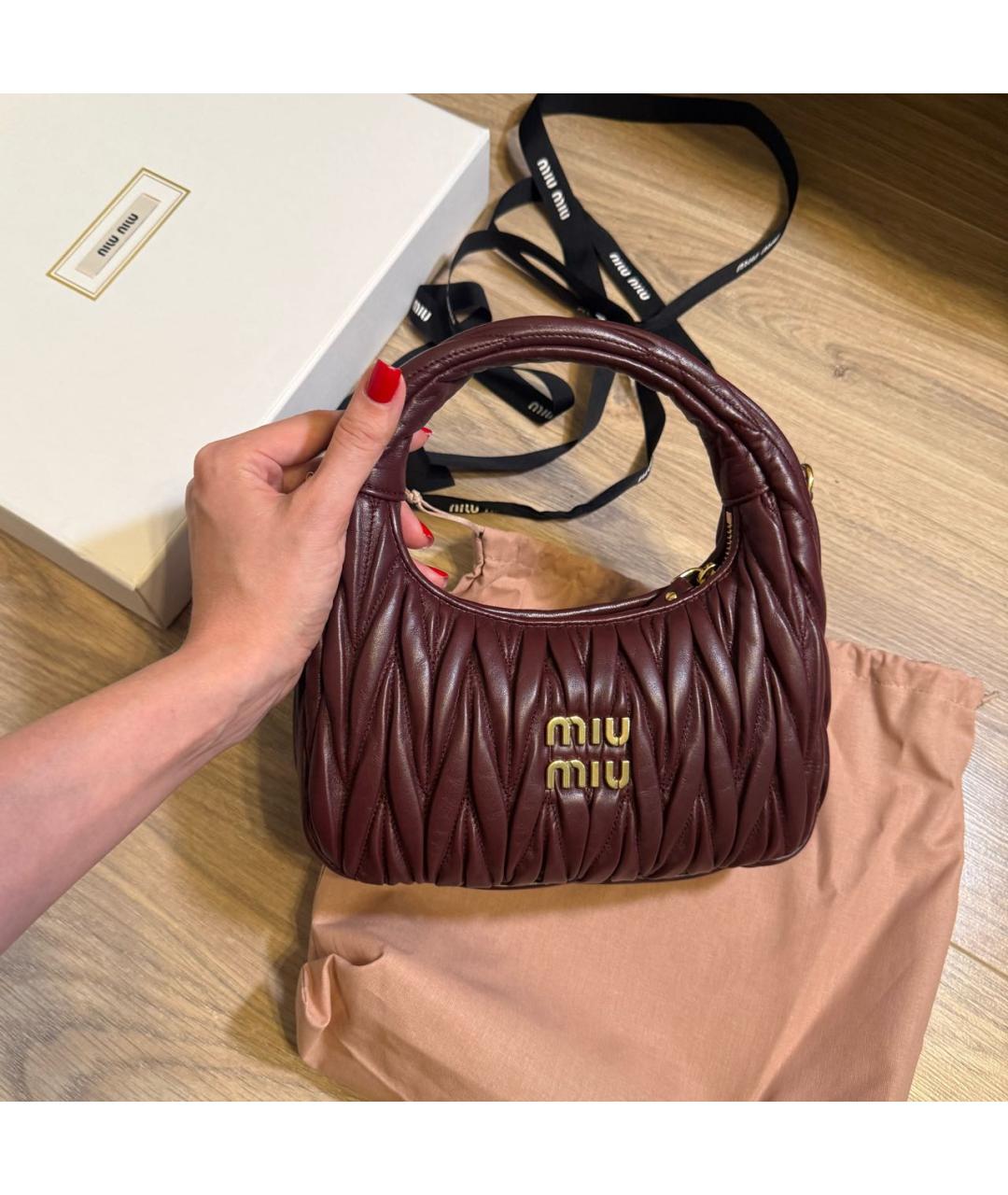 MIU MIU Бордовая кожаная сумка через плечо, фото 2
